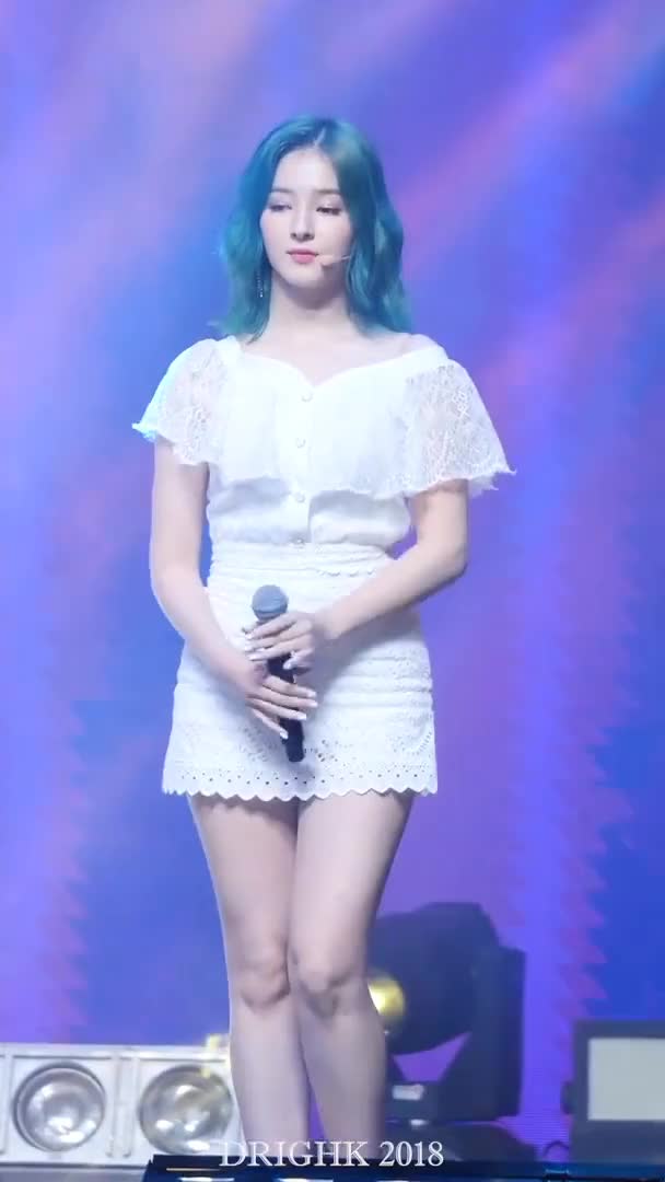 Momoland Nancy 180626