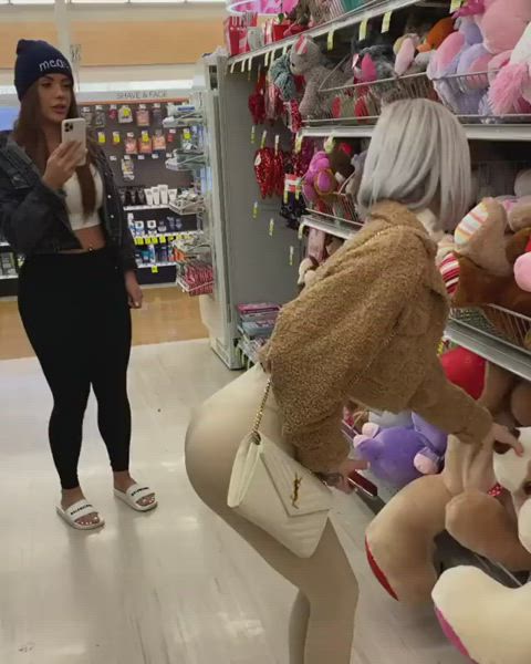 amateur ass babe big tits non-nude public gif