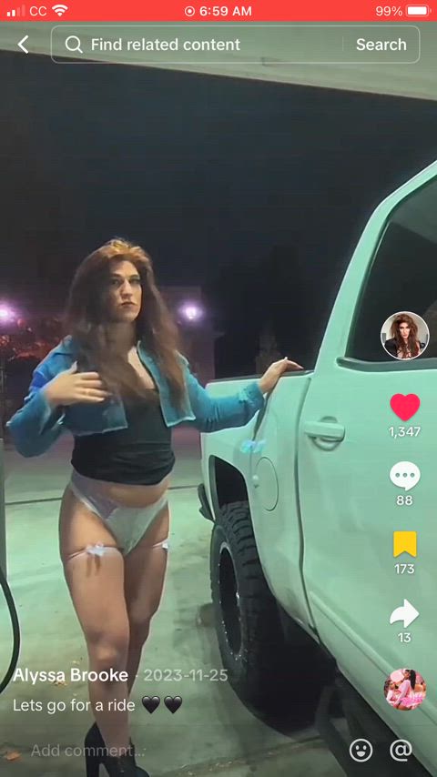 amateur big ass crossdressing onlyfans real-girls-on-tiktok gif