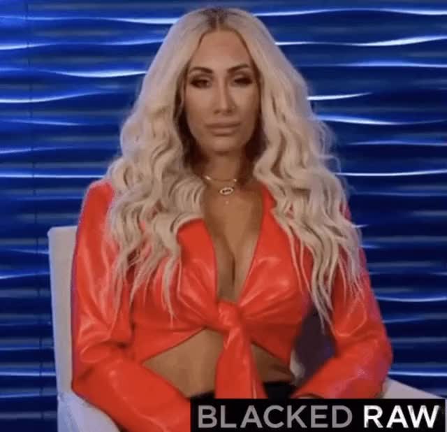 Omg yes Carmella on Blacked Raw