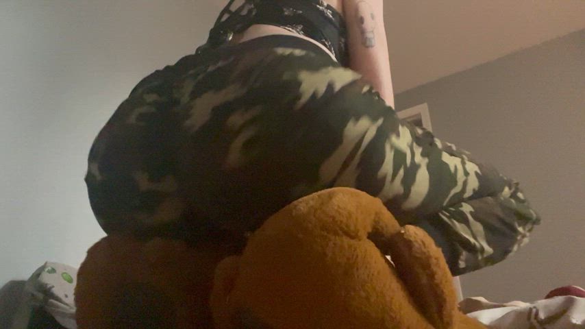 soft ass, soft pants