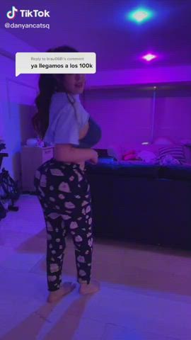 Ass Latina Twerking gif