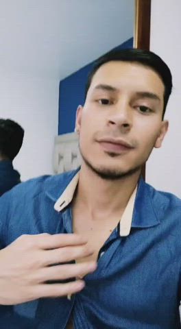 Visit my profile https://chaturbate.com/cruz_vega_/