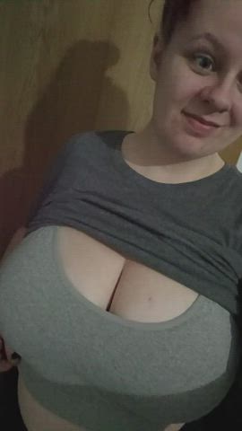 Big Tits Bouncing Bouncing Tits Chubby Nipples Titty Drop Porn GIF by ktparkes96