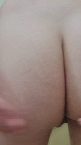 Tried making a gif of my tight pink pussy. Hope you enjoy! [29]