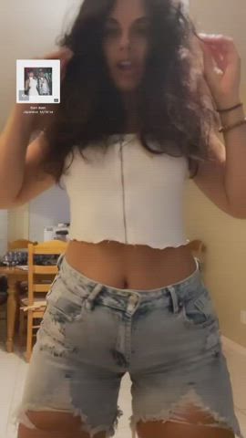 ass big ass booty jean shorts latina shaking thick twerking gif