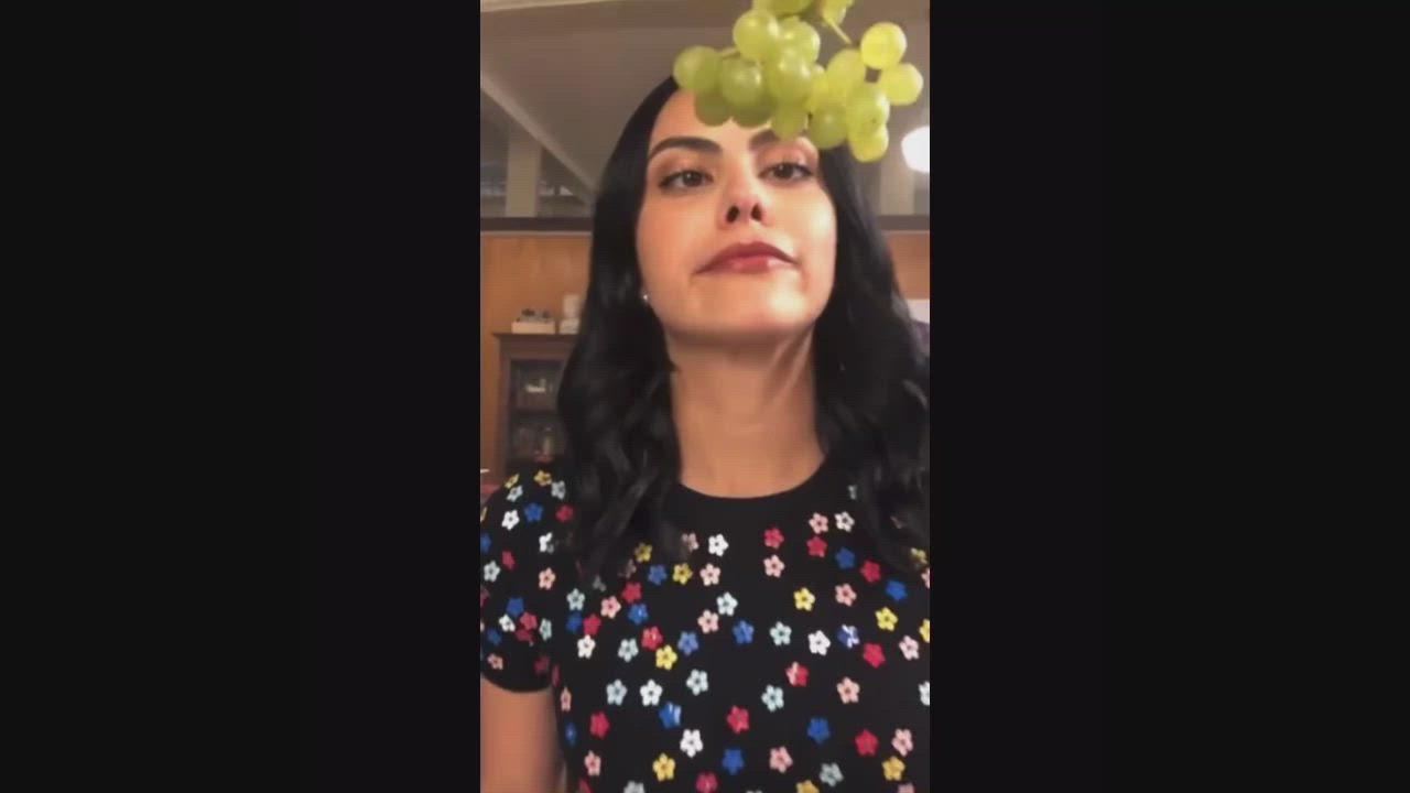 Camila Mendes