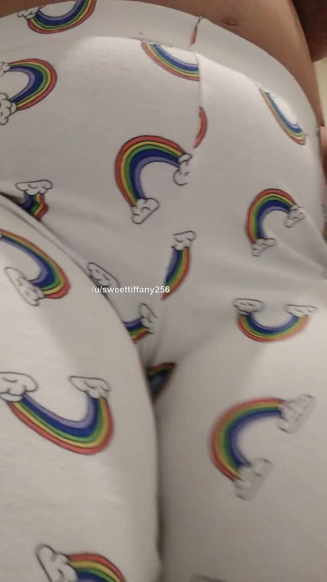 Downpour in my Rainbow leggings (f) 37