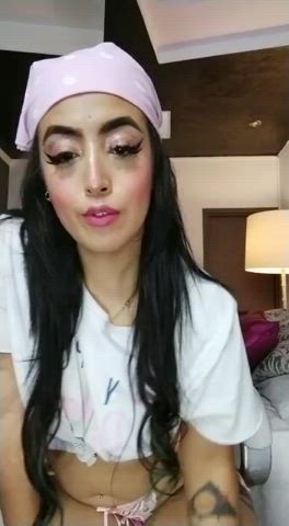 amateur latina model saliva small tits tattoo webcam gif