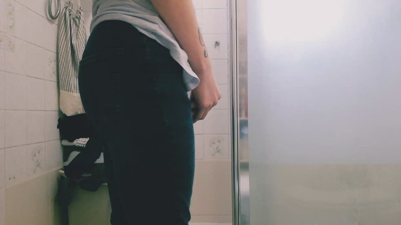 does my butt look ok in these jeans? ?❤️
