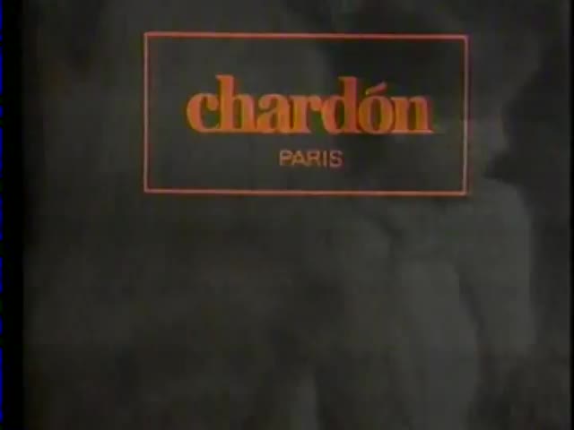 This model for Chardón jeans