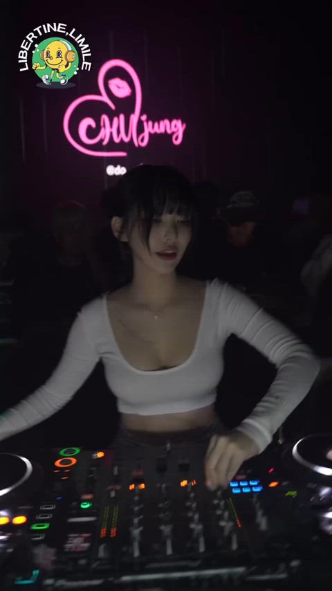 Korean DJ