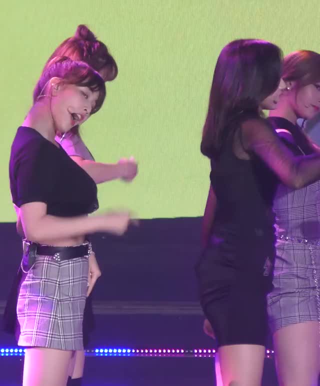 mina is used to it