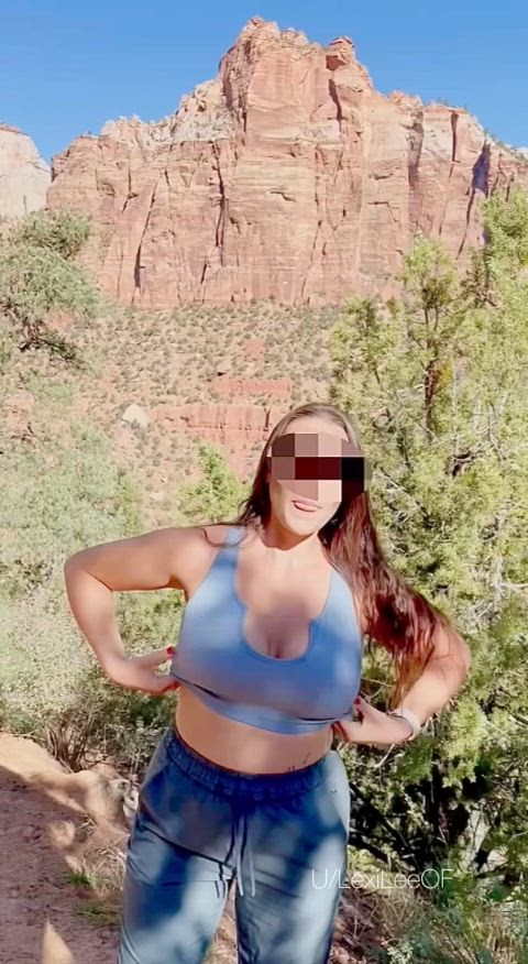 Hiking and flashing are a great combination 