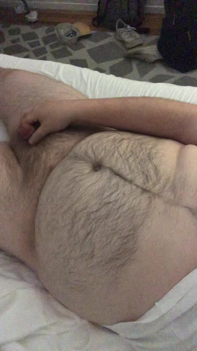 Playin with my soft little guy, promise it gets bigger when it gets hard! Hmu! Pm’s
