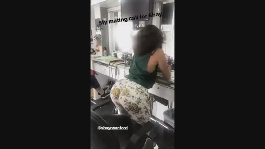 ass big ass chloe bennet twerking gif