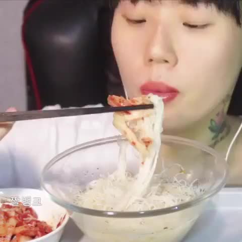 산넘어 산이_대만 라면