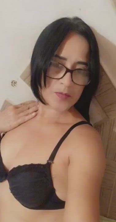 I'm a horny 50 year old mom ?? [Selling] Today's Deals: 10min VideoCall for 15$ ?