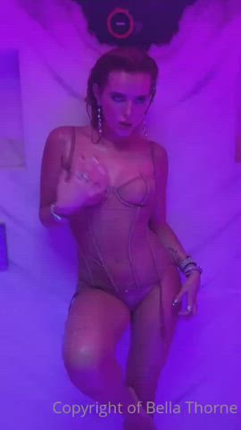 bella thorne onlyfans sex gif