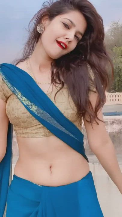 Hot Aakansha Instagram video compilation *sexy navel* Total 7 minutes 31 full video