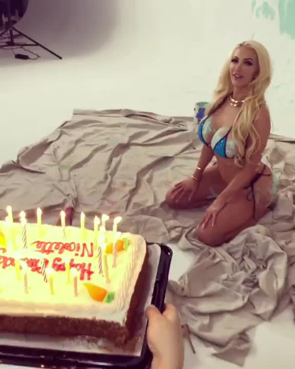 Nicolette Shea's birthday on set (sound on)