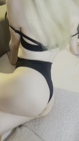 ass blonde onlyfans gif