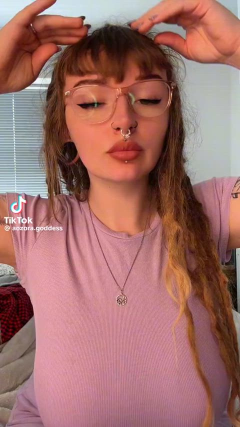 big ass big tits curvy glasses huge tits onlyfans tiktok r/tiktits tik-tok gif