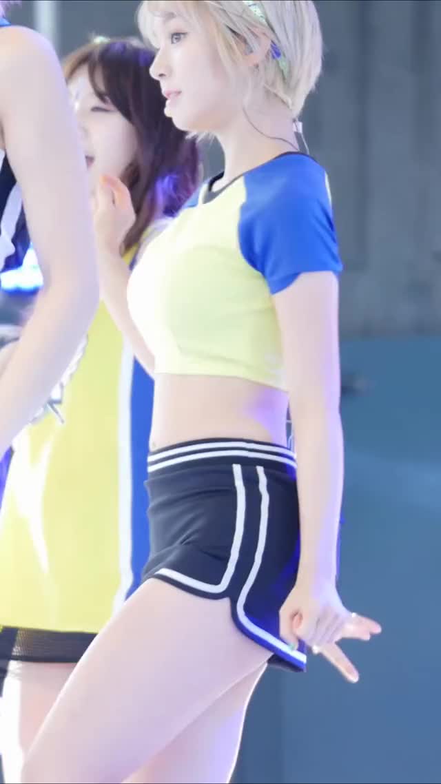 150701 AOA 초아 - https://www.patreon.com/Ifvin - 사뿐사뿐 (Like a Cat) 02