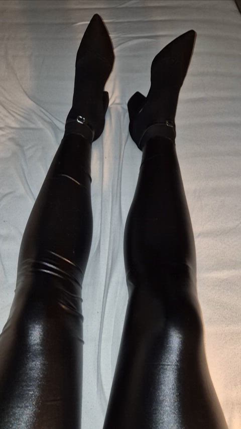 caged chastity leather leggings sissy sissy slut spandex trans transgender beautiful-trans-dick