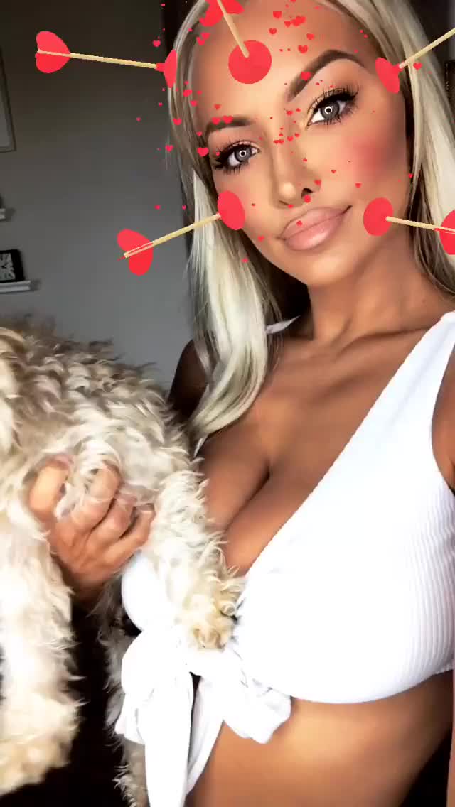 lindseypelas 2018-08-21 00:38:29.162