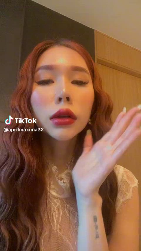 AprilMaximaVIP - For more tiktok flash vids check my likes on TT