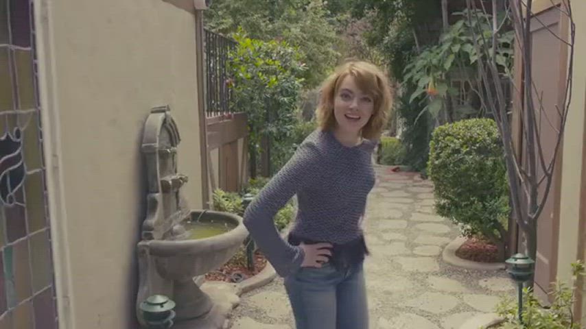 booty emma stone jeans gif