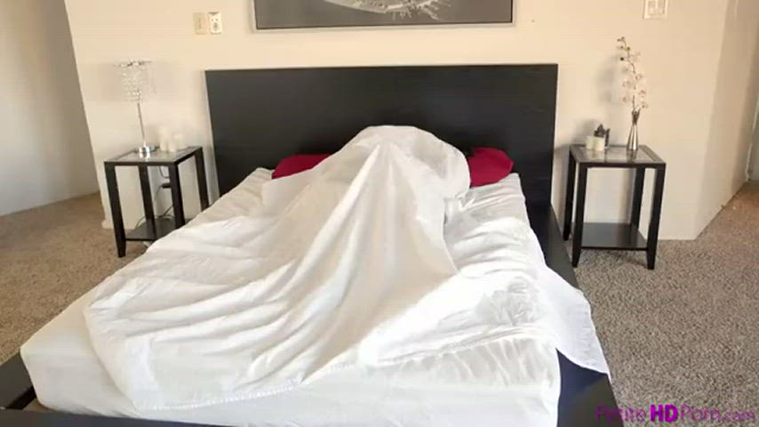 cumshot threesome veronica rodriguez gif