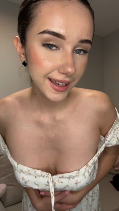 18 years old cute long tongue onlyfans petite sexy tiktok tongue tongue fetish facials