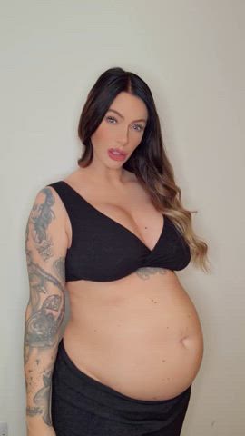 amateur big tits boobs impregnate milf onlyfans pregnant tits gif