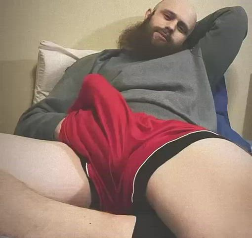 Stroking it with my basketball shorts on 😋