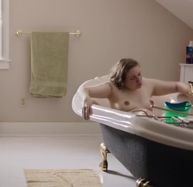 Lena Dunham - Girls (1)