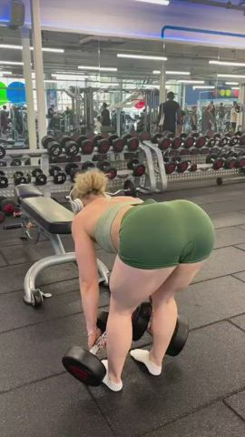 british english european gym legs muscular girl thick uk workout gif