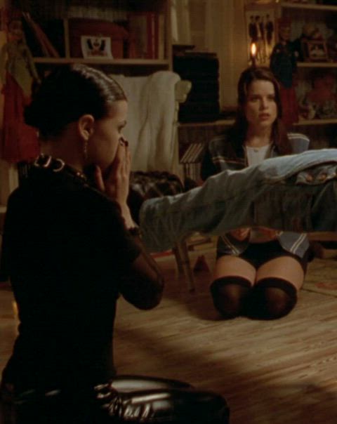 celebrity female neve campbell socks gif