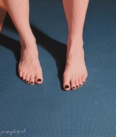 time for more yoga 🥰