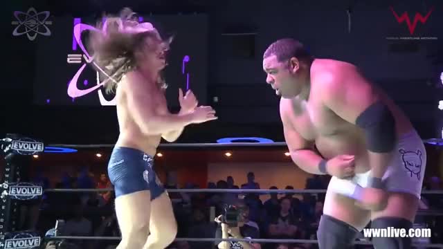 WWN Freebie: Matt Riddle vs. Keith Lee I (EVOLVE 87)