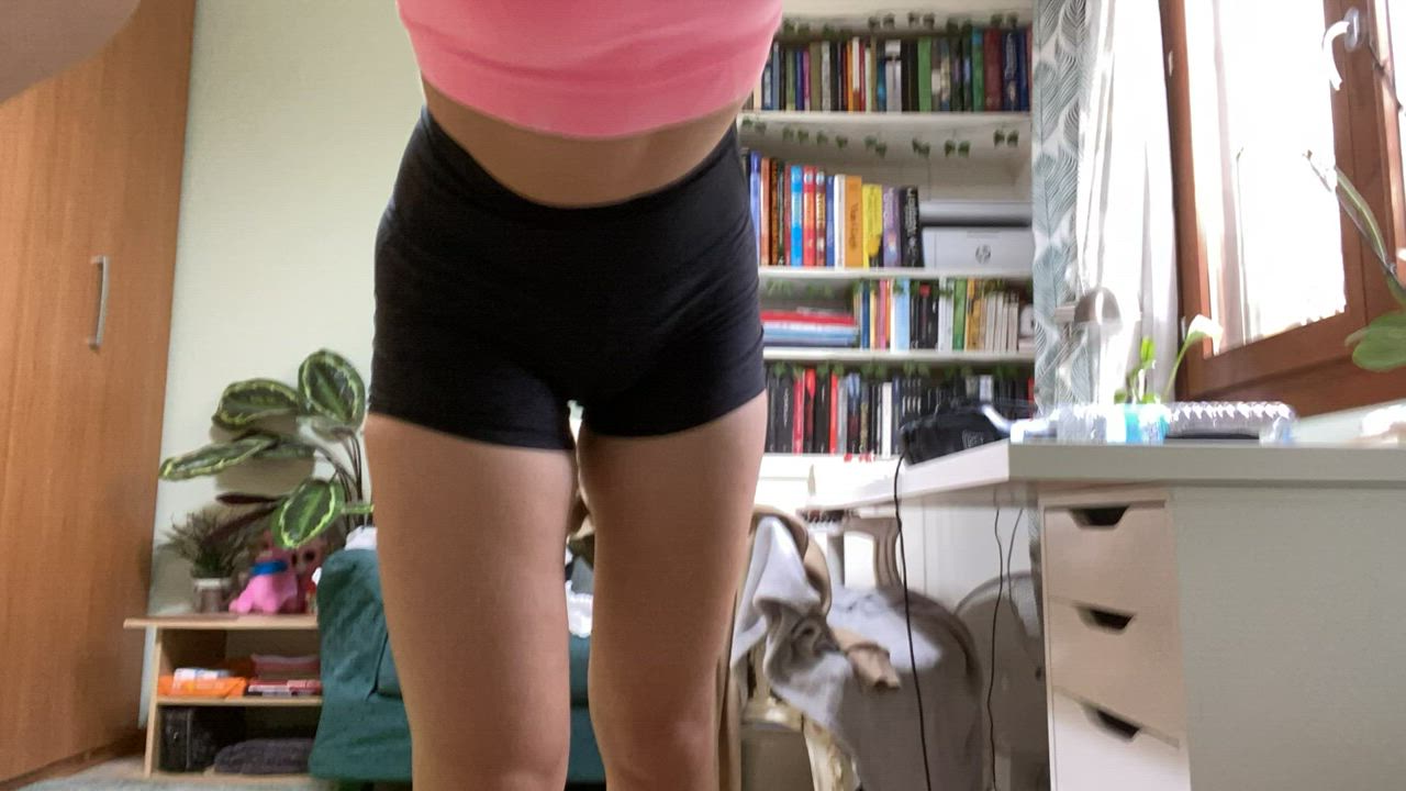 Bubble Butt Shorts Workout gif