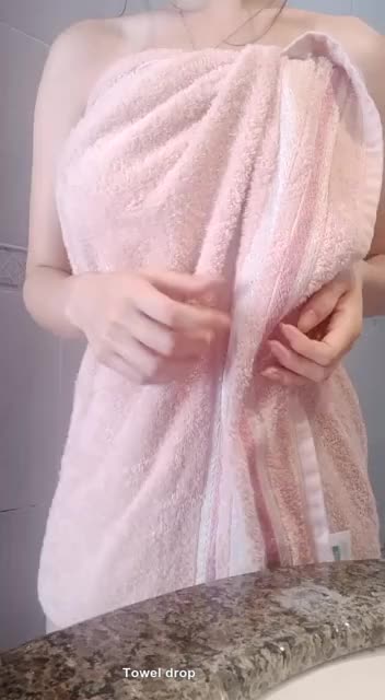 Don't forget to drop your towel! (F)