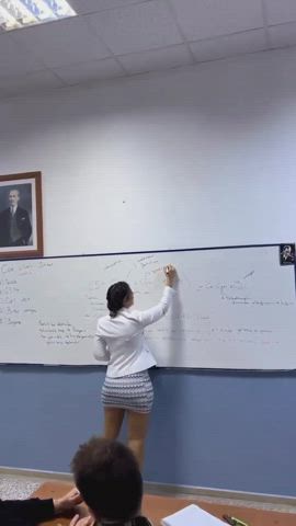 ass pawg teacher thick turkish gif