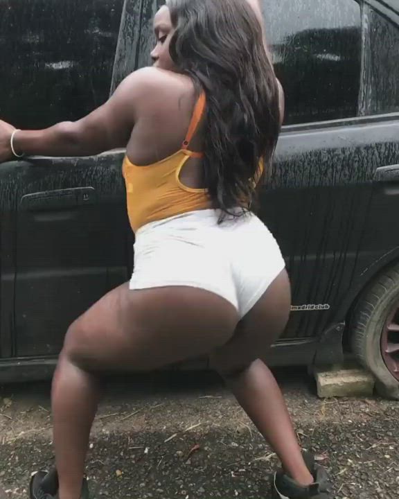Curvy Ebony Jamaican Thick Twerking gif