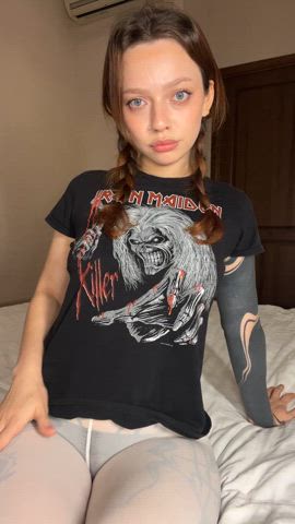 Let's hardly fuck and listen Iron Maiden😋