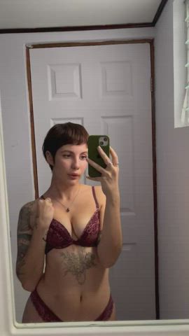 natural tits short hair small tits tattoo underwear latinas short-hair-chicks tiny-tits