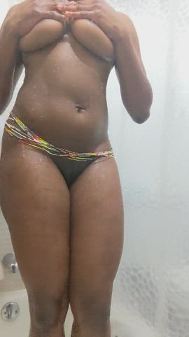 Hope you all enjoy my wet ass