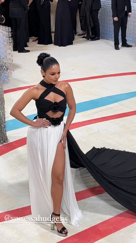 beautiful celebrity dress legs sexy vanessa hudgens gif