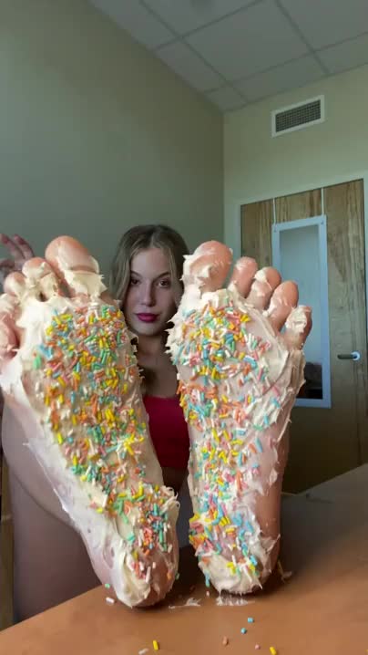 Enjoy my Cakey soles ??